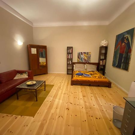 Fewo Gruene Mommsenstrasse - Bei Becker Klingeln Apartment Berlin Exterior photo